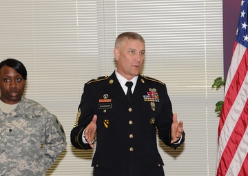 SMA Chandler visits ARMY SOUTH, speaks to Soldiers