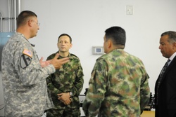 Colombian army commander visits US Army South