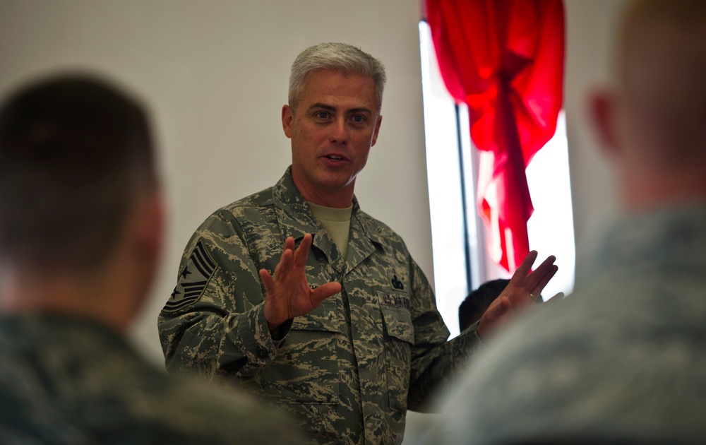 AFCENT command chief visits 379th AEW airmen