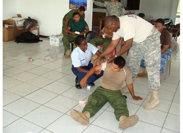 ARSOUTH, Belize Defence Force conduct combat medic engagement