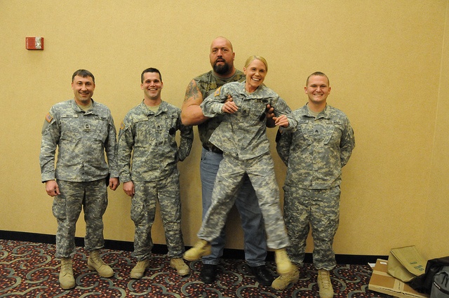 North Dakota soldiers treated as VIPs, meet WWE’s ‘Big Show’