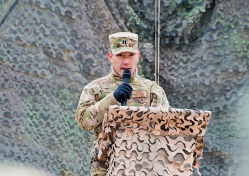 Service members pay last respects to fallen airmen