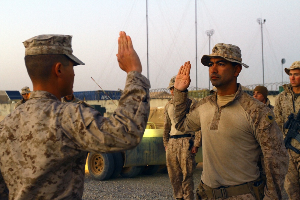 Minnesota Marine reenlists to lead Marines in Afghanistan