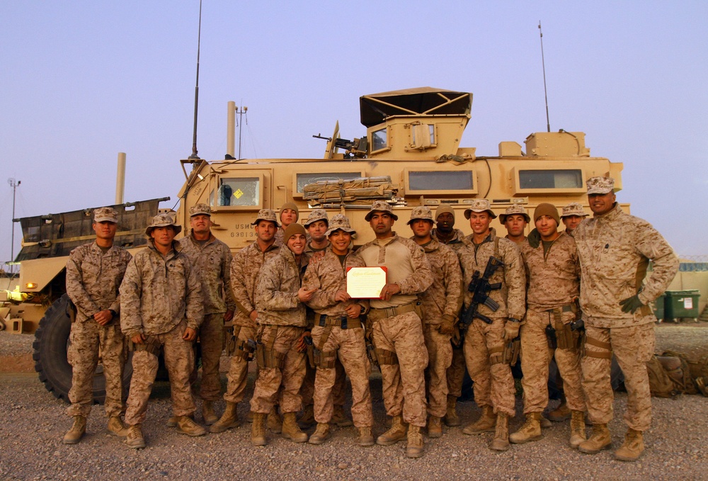 Minnesota Marine reenlists to lead Marines in Afghanistan