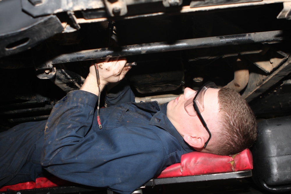 MWSS-373 mechanics wrench through repairs