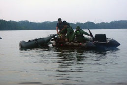 Marines, Singapore counterparts propel relationship