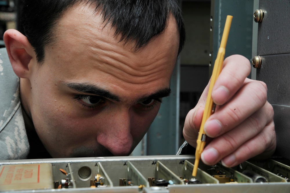 354th Communications Squadron networks Eielson's mission