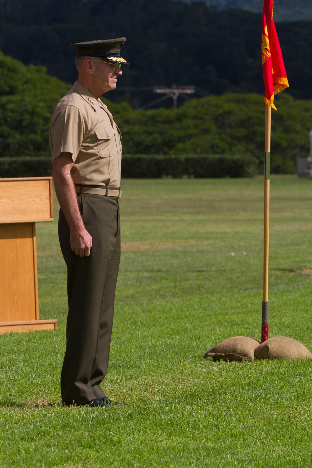 MARFORPAC Command Master Chief change of office ceremony