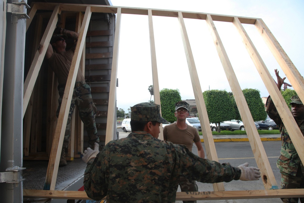 HSV-2 Swift/Southern Partnership Station 2012