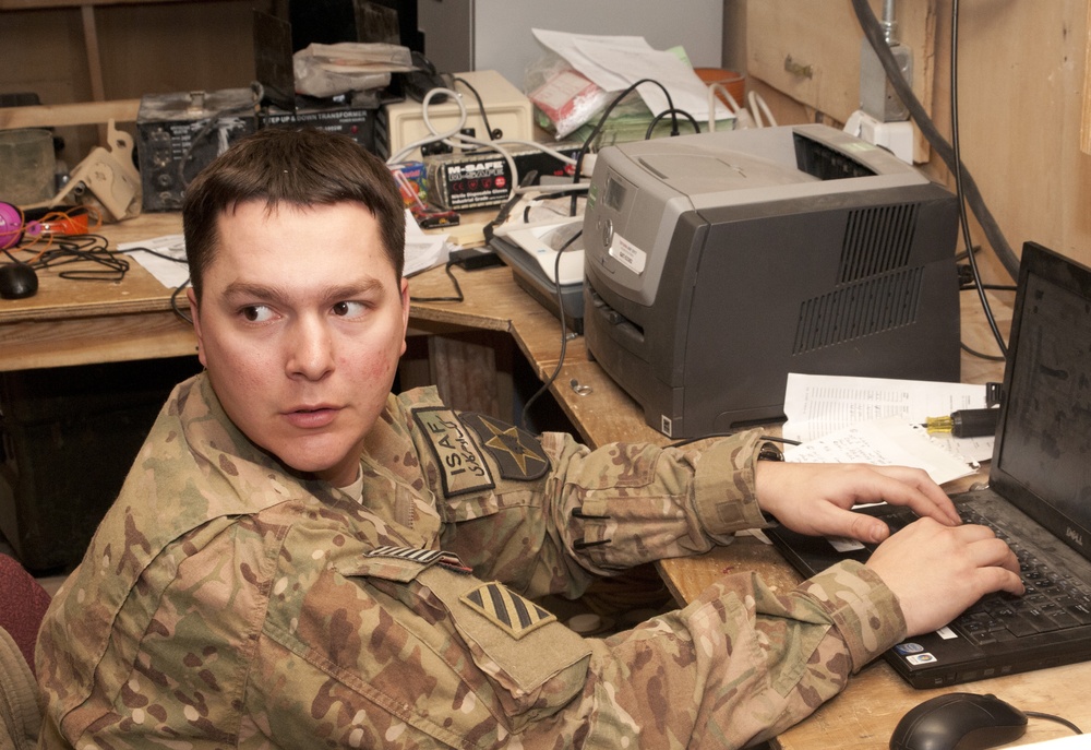 FOB Apache soldiers working hard