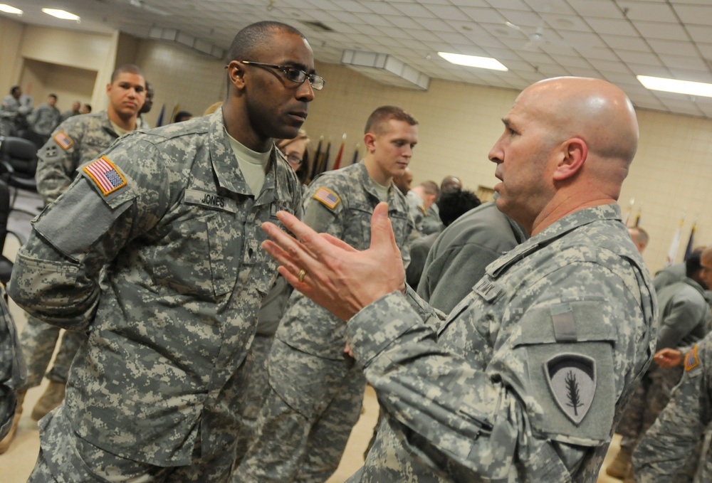 G-1 sergeants majors speak with soldiers about the way ahead