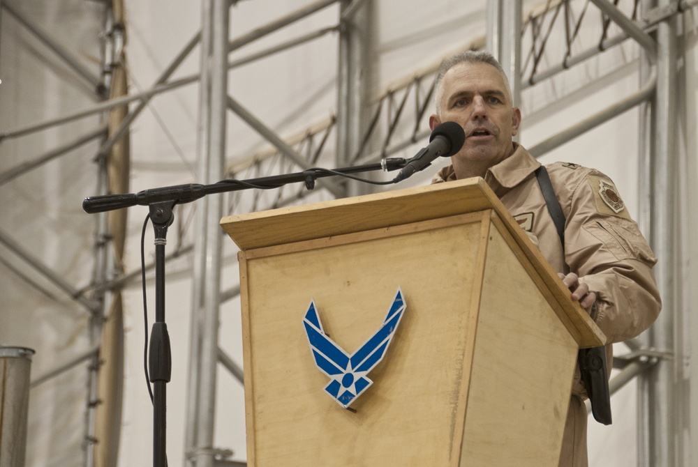 Dennis takes 451st AEW reins