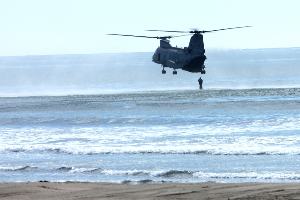 Recon Marines, Japanese soldiers helocast into the Pacific