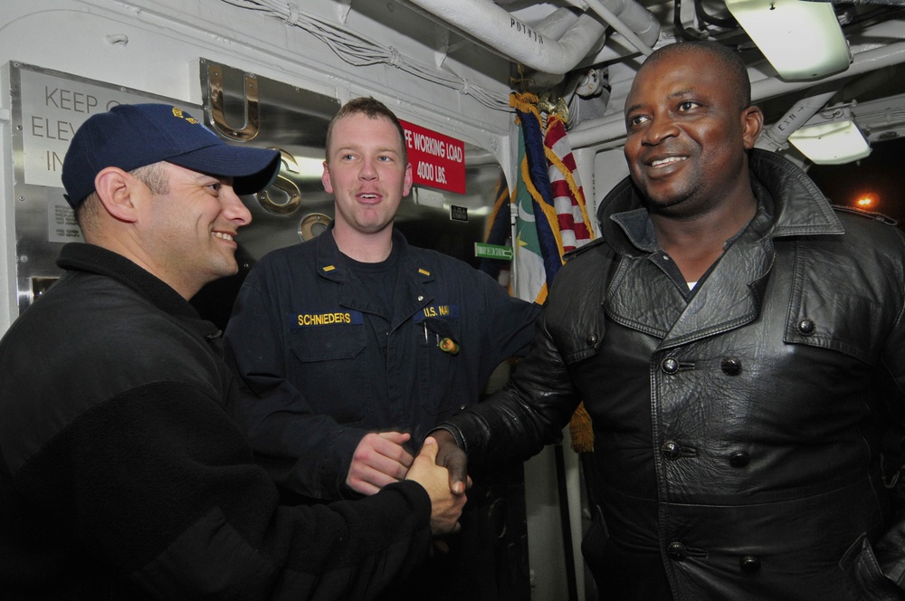 APS: USS Simpson FFG-56 in Casablanca