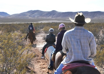 Soldiers tour the southwestern trail on horseback