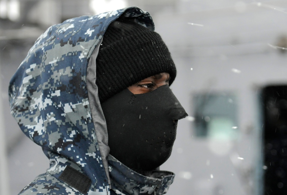 Blue Ridge watch standers endure cold weather