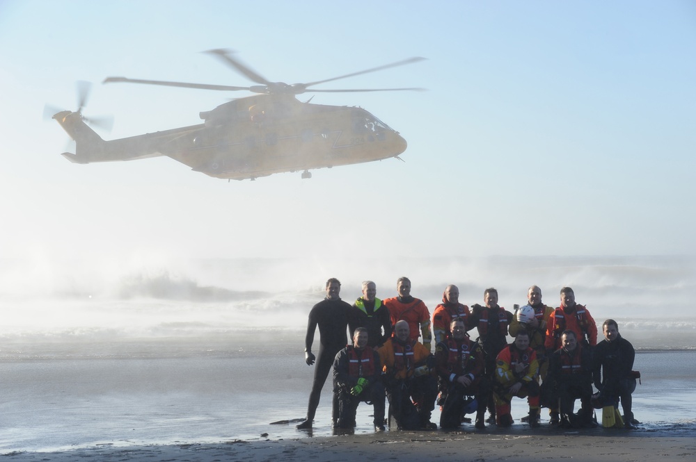 US Coast Guard Advanced Helicopter Rescue School hosts joint agency training in Astoria, Ore.