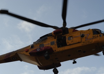 US Coast Guard Advanced Helicopter Rescue School hosts joint agency training in Astoria, Ore.