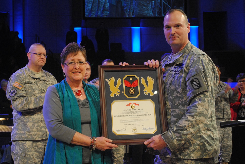 Military family ministry receives awards