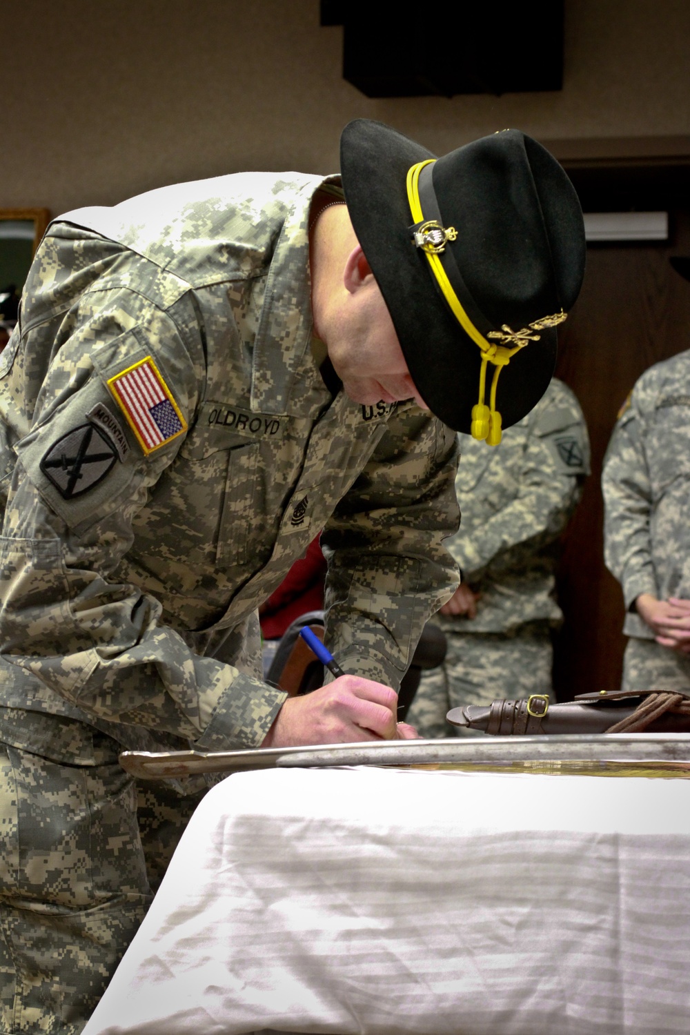 Historic charter signing unites 10th Mountain Division cavalry units