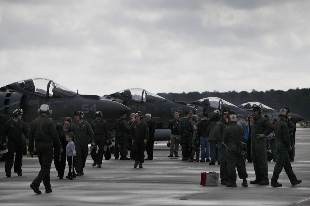 Marines return from one of longest MEU deployments since WWII