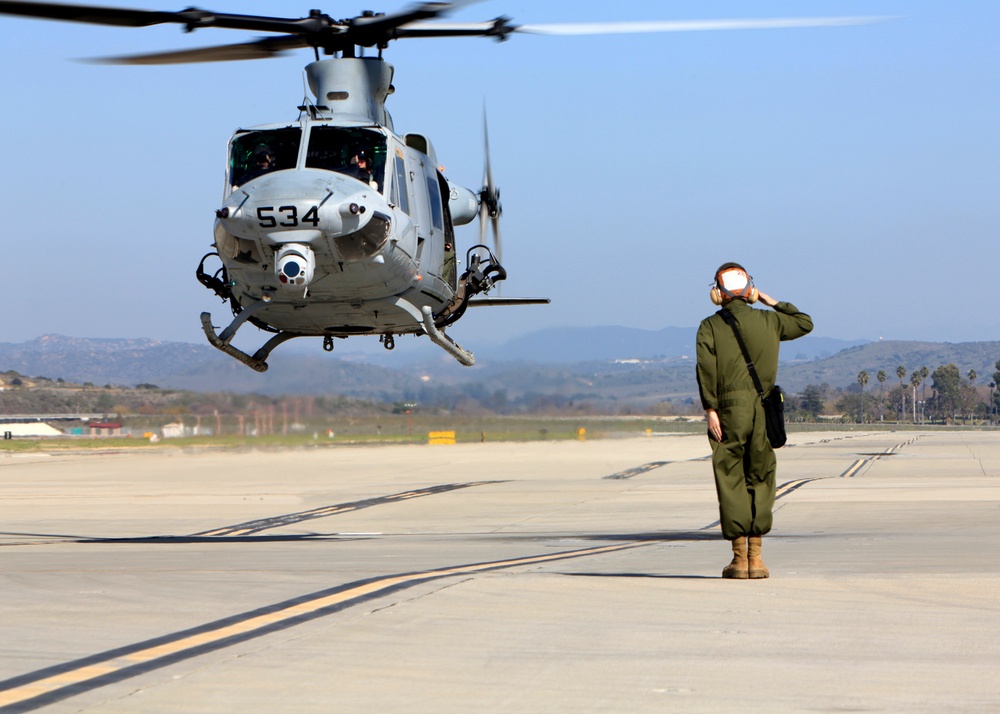 HMLAT-303 prepare Marines for the flight line