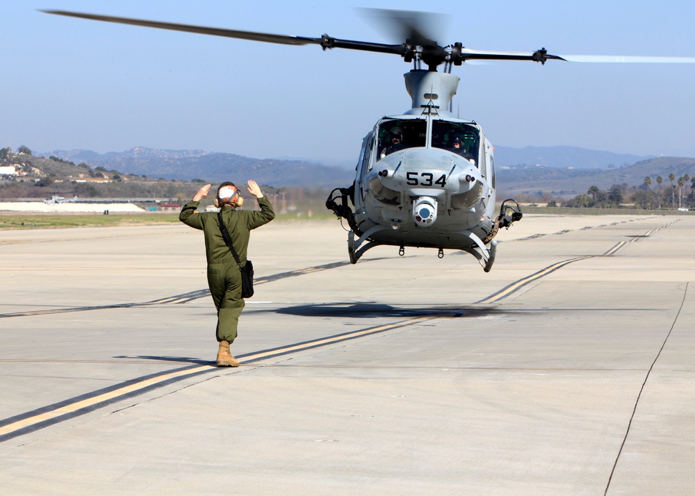 HMLAT-303 prepare Marines for the flight line