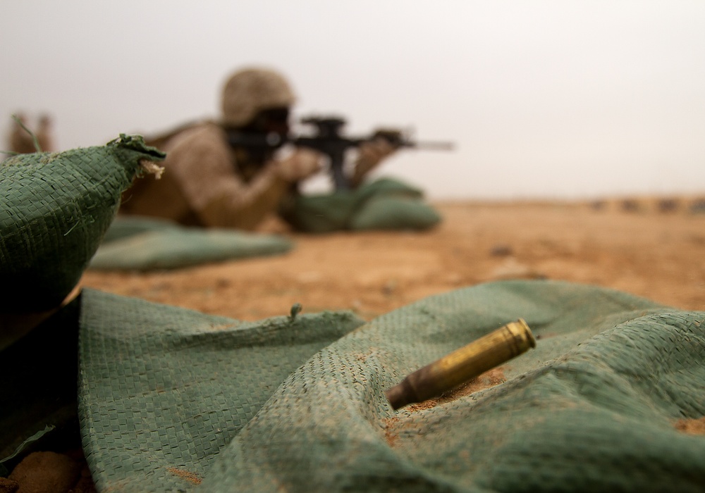 RCT-5 conducts combat marksmanship training at deployment halfway mark