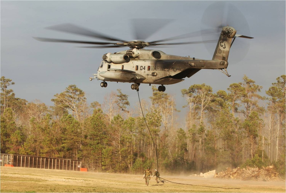 Dutch Marines fast-rope