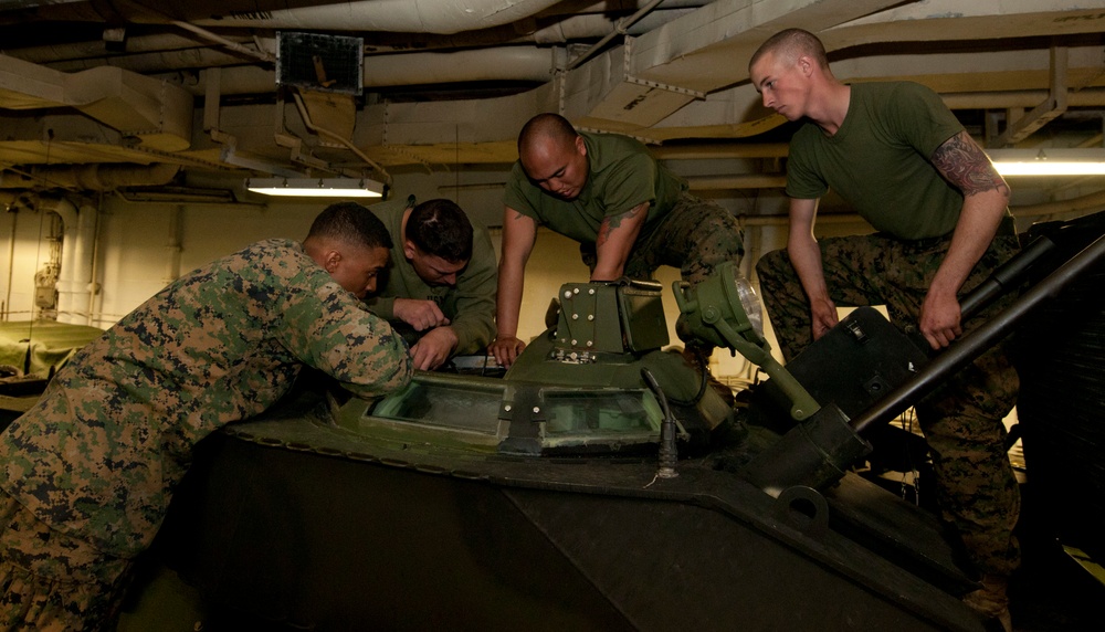 USS Wasp participates in Bold Alligator 2012