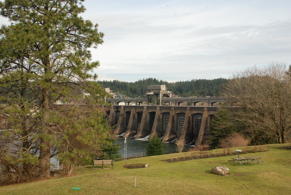 Corps awards contract for spillway rock removal