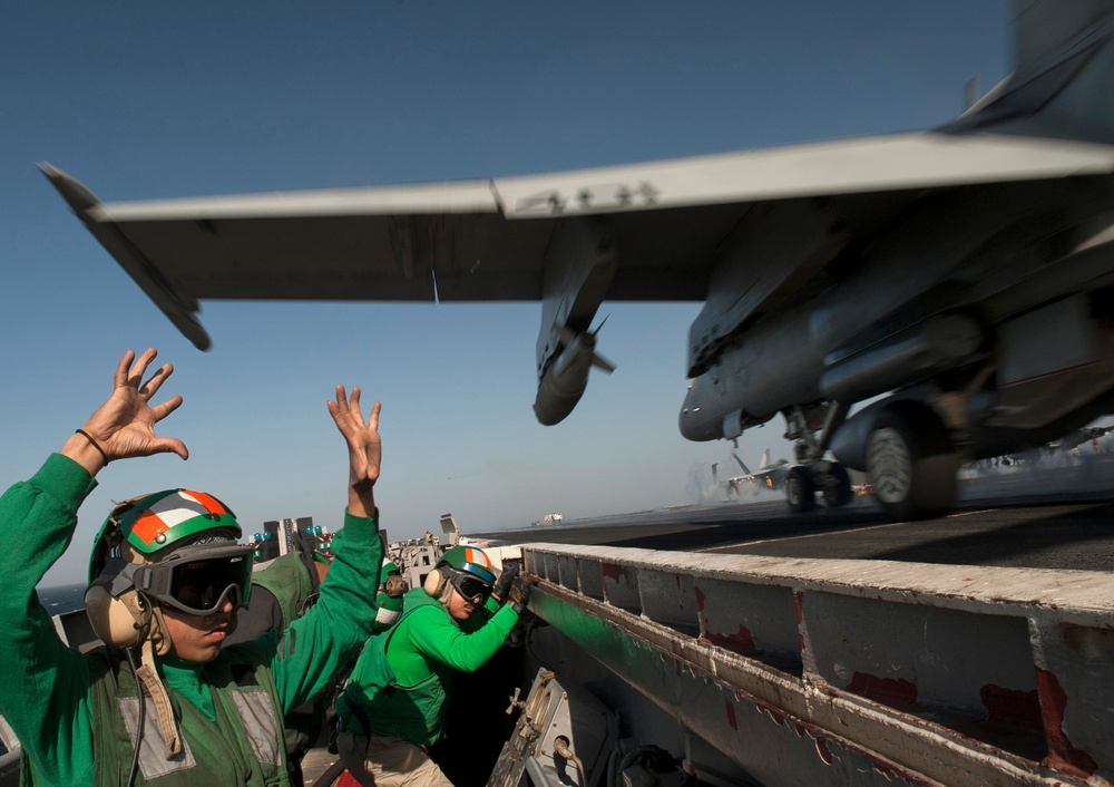 USS Carl Vinson action