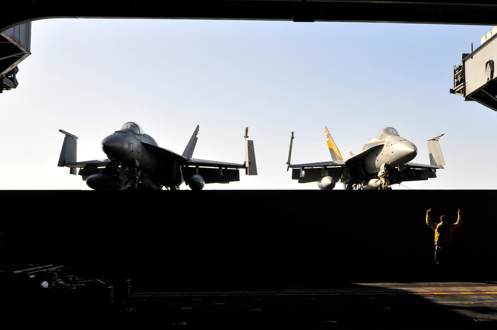 USS Carl Vinson activity USS Carl Vinson activity