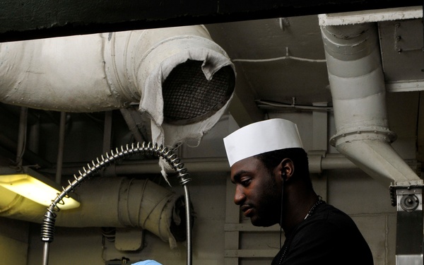 USS Carl Vinson activity