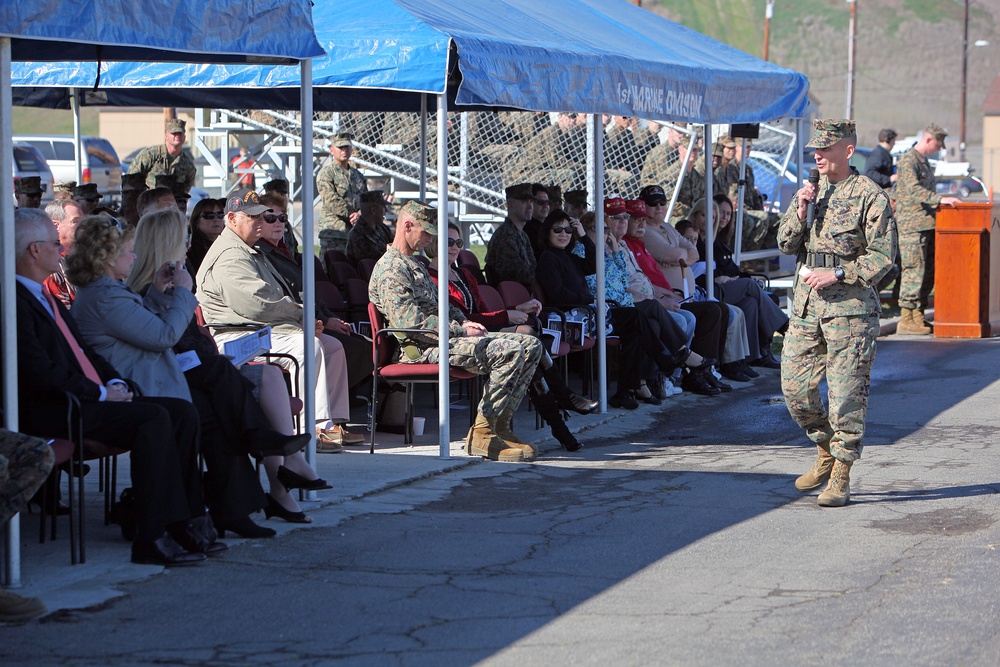 1st Marine Division, Headquarters Battalion change of command