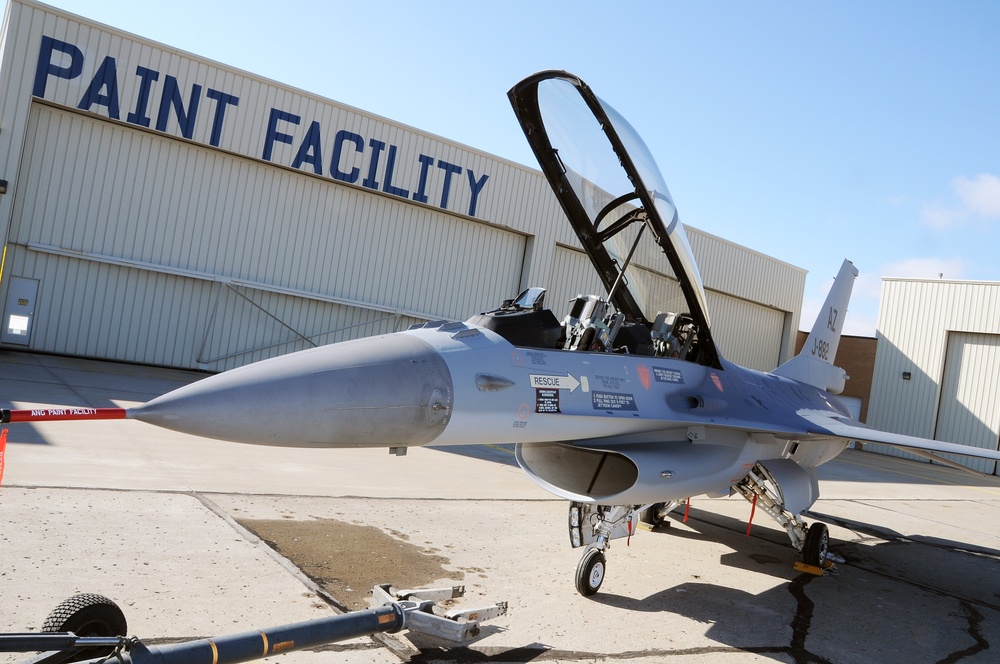 Dutch F-16 a first for ANG Paint Facility