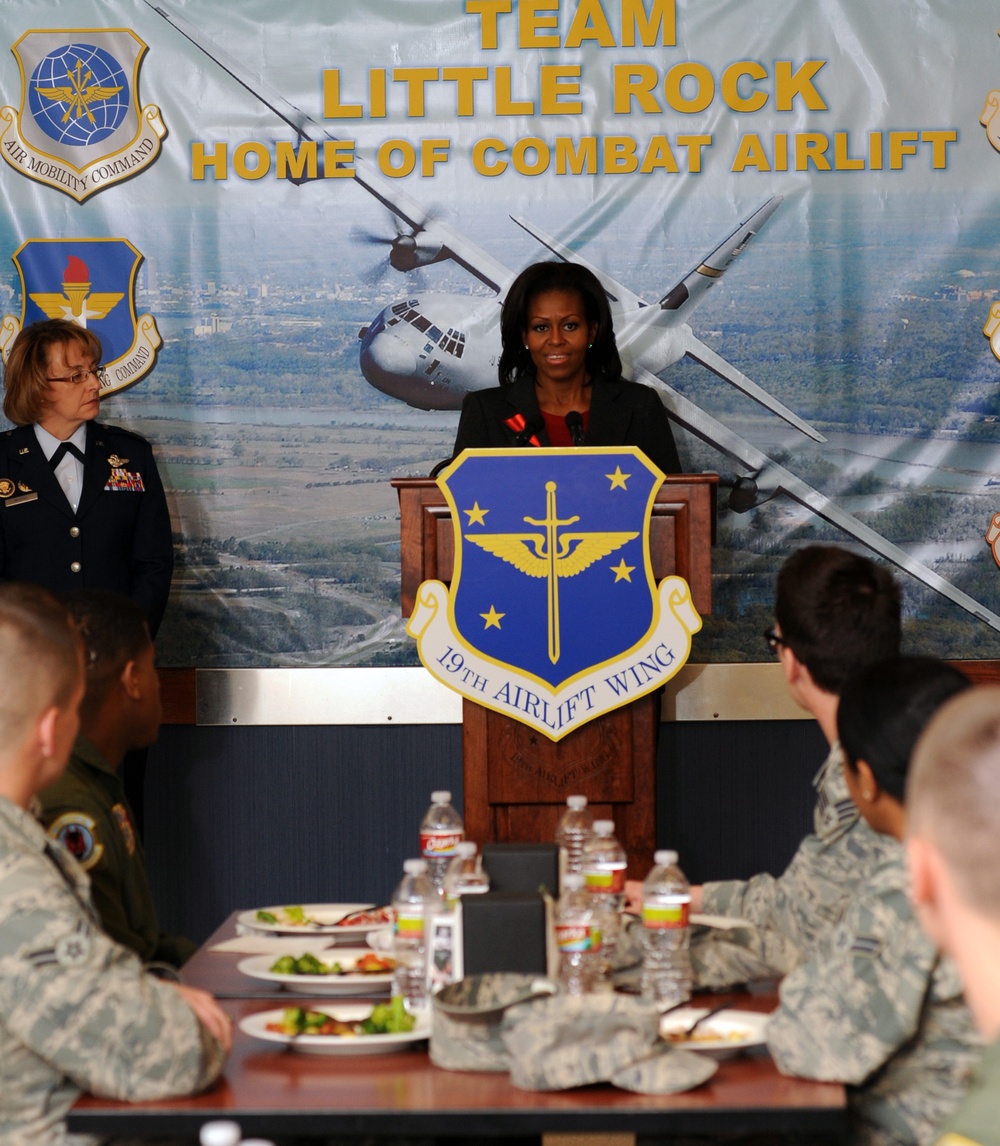 Little Rock airmen visit with first lady