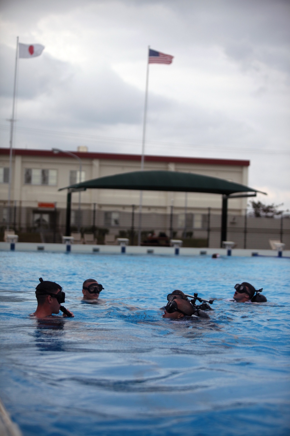 Recon Marines float to top with skill, determination