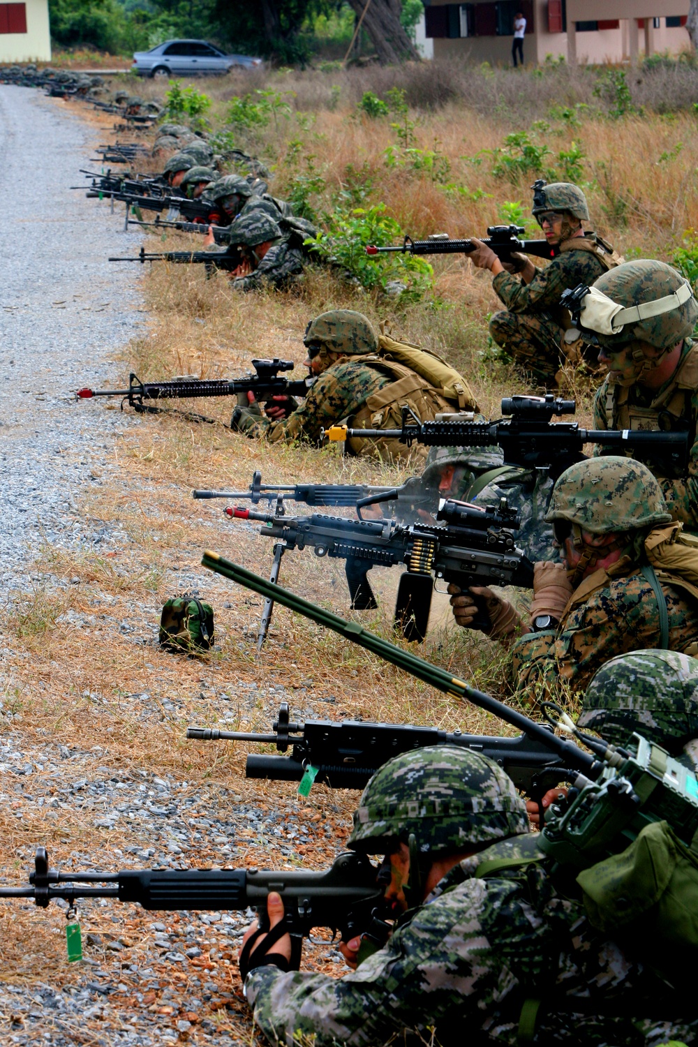 Thailand, Republic of Korea, US conduct amphibious assault
