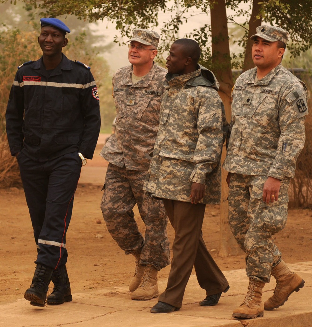 US, Malian military medics train to save lives