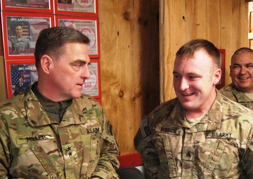 10th Mountain Division commander visits 7th Eng. Bn.