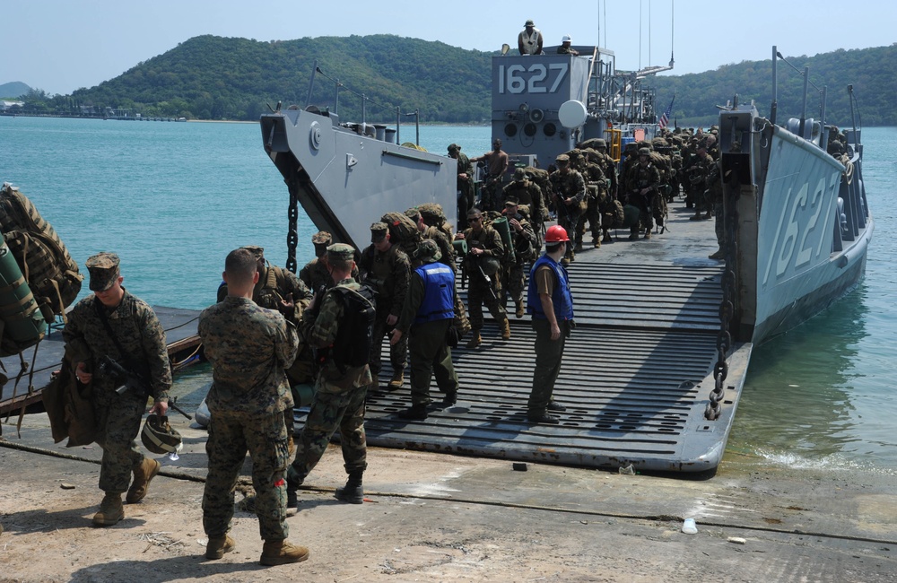 USS Germantown begins participation in Cobra Gold 2012