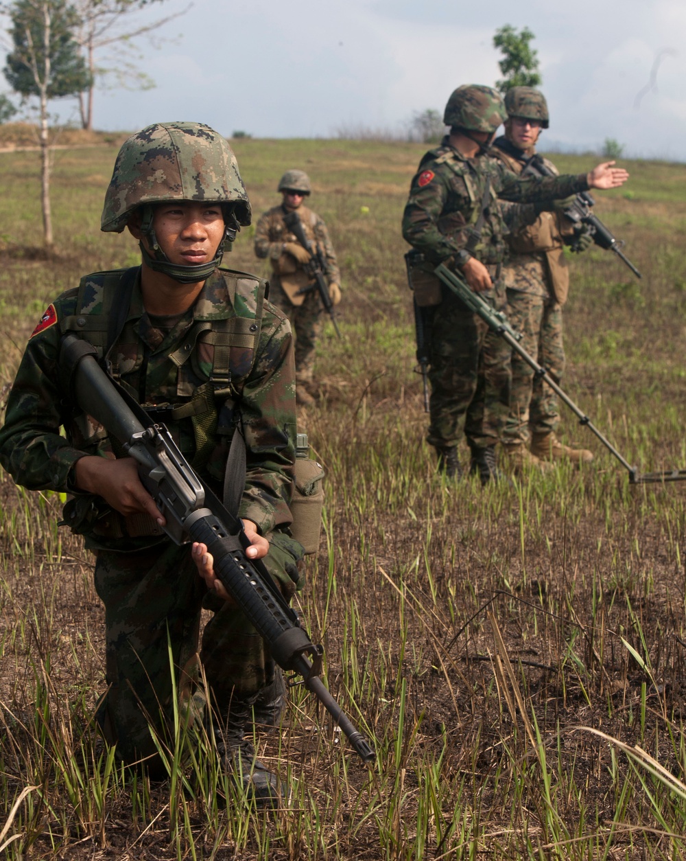 Royal Thai Marines and Combat Assault Bn., Marines conduct counter IED training at Exercise Cobra Gold 2012