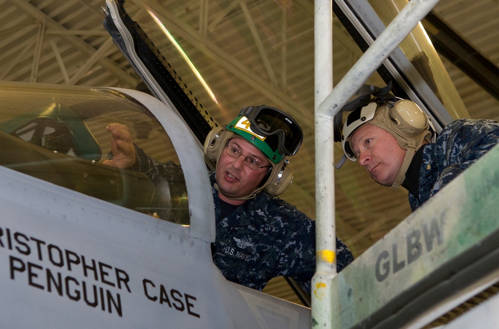 Master Chief Petty Officer of the Navy conducts command visits