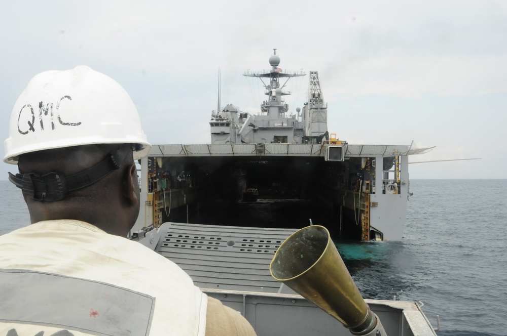 Germantown Offloads Marines; start Cobra Gold