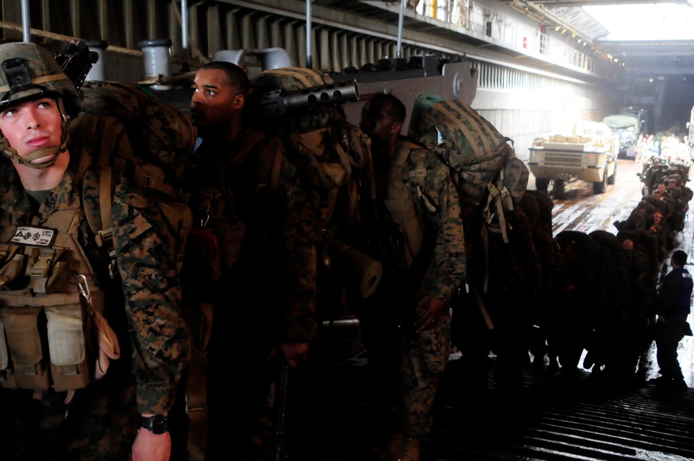 Germantown Offloads Marines; start Cobra Gold
