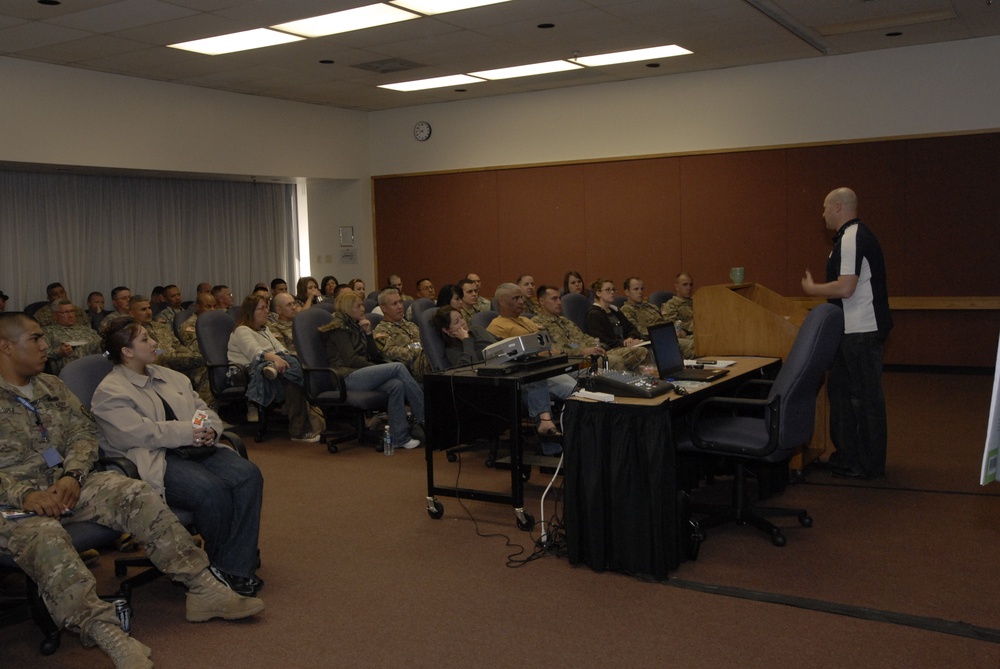 A Company, 422nd Expeditionary Signal Brigade reintegration