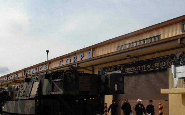 Army’s biggest warehouse honors KSC