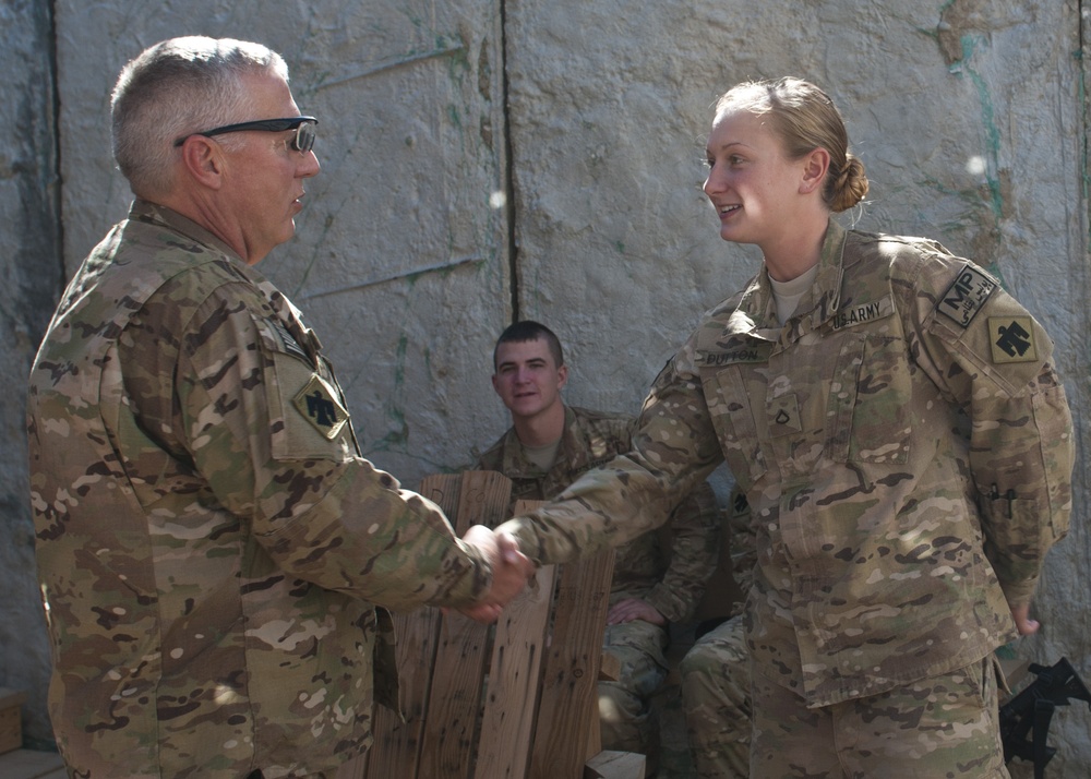 Oklahoma ties bring motivation to Thunderbird soldiers