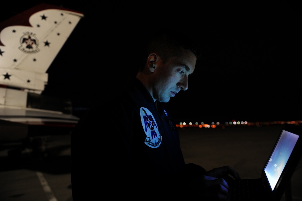 US Air Force Air Demonstration Squadron 'Thunderbirds'
